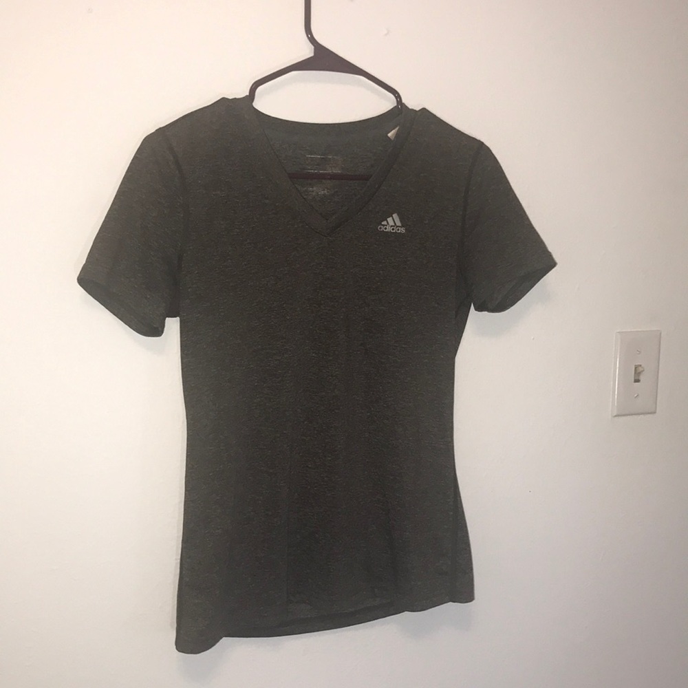 Adidas T-shirt
